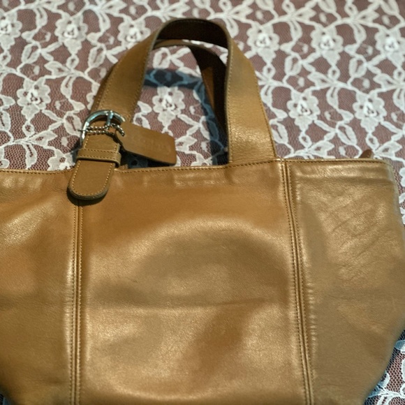 Coach purse… tan silver hardware!!! - Picture 10 of 12